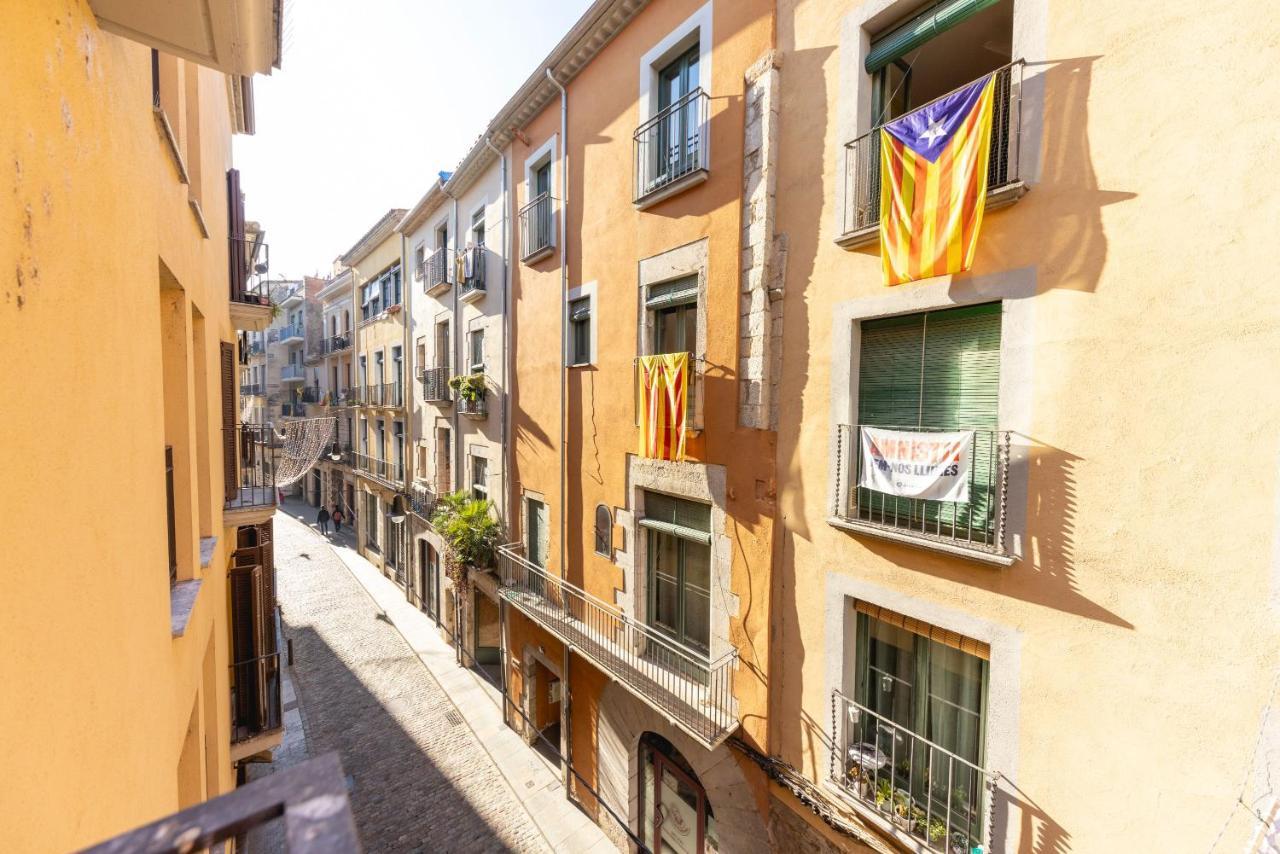 Bravissimo Barca Studio Dos Apartment Girona Exterior photo